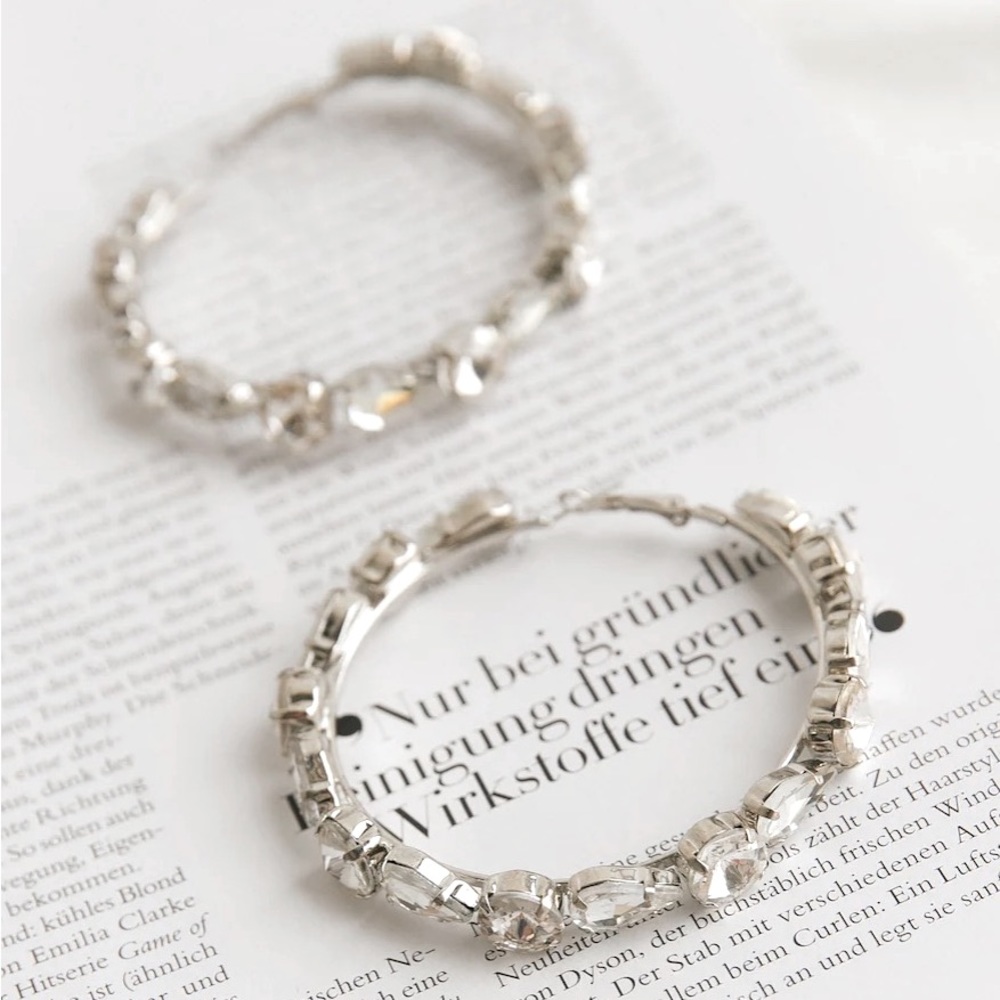 NWT Gorgeous Gorgeous Gems Hoop Earrings in Silver